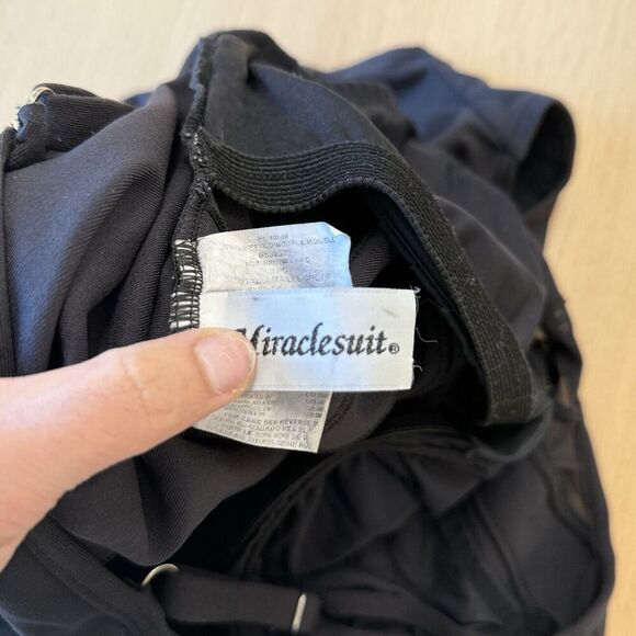 Miraclesuit 6552363 Tigre Sombre One-Piece Swimsuit Size 16 Black Xx1056 - Picture 7 of 8